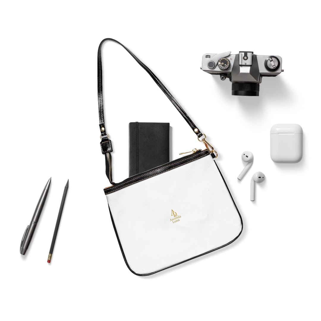 Small Shoulder Bag White | Ascenda Classics
