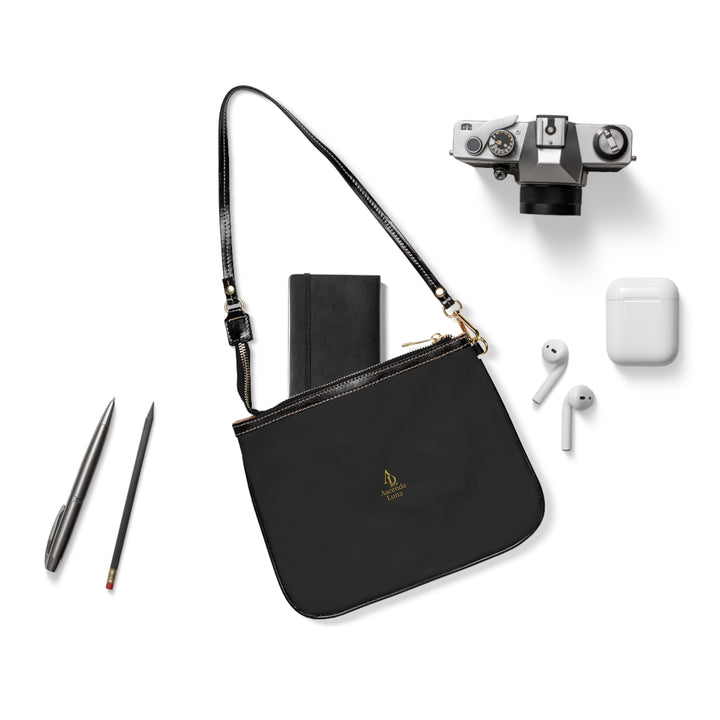 Small Shoulder Bag Black | Ascenda Classics